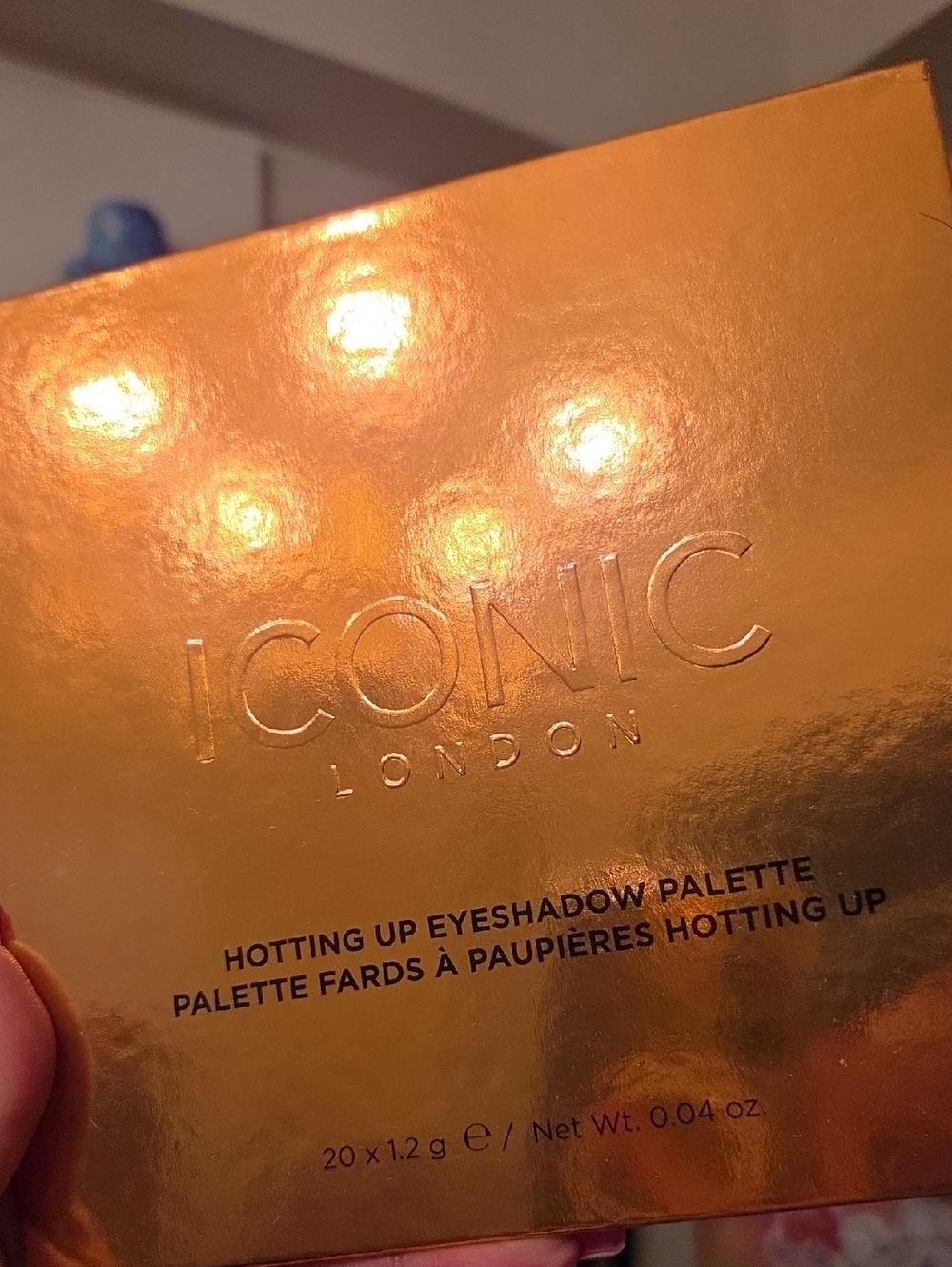 ICONIC London Metallic Gold Eyeshadow Palette Box